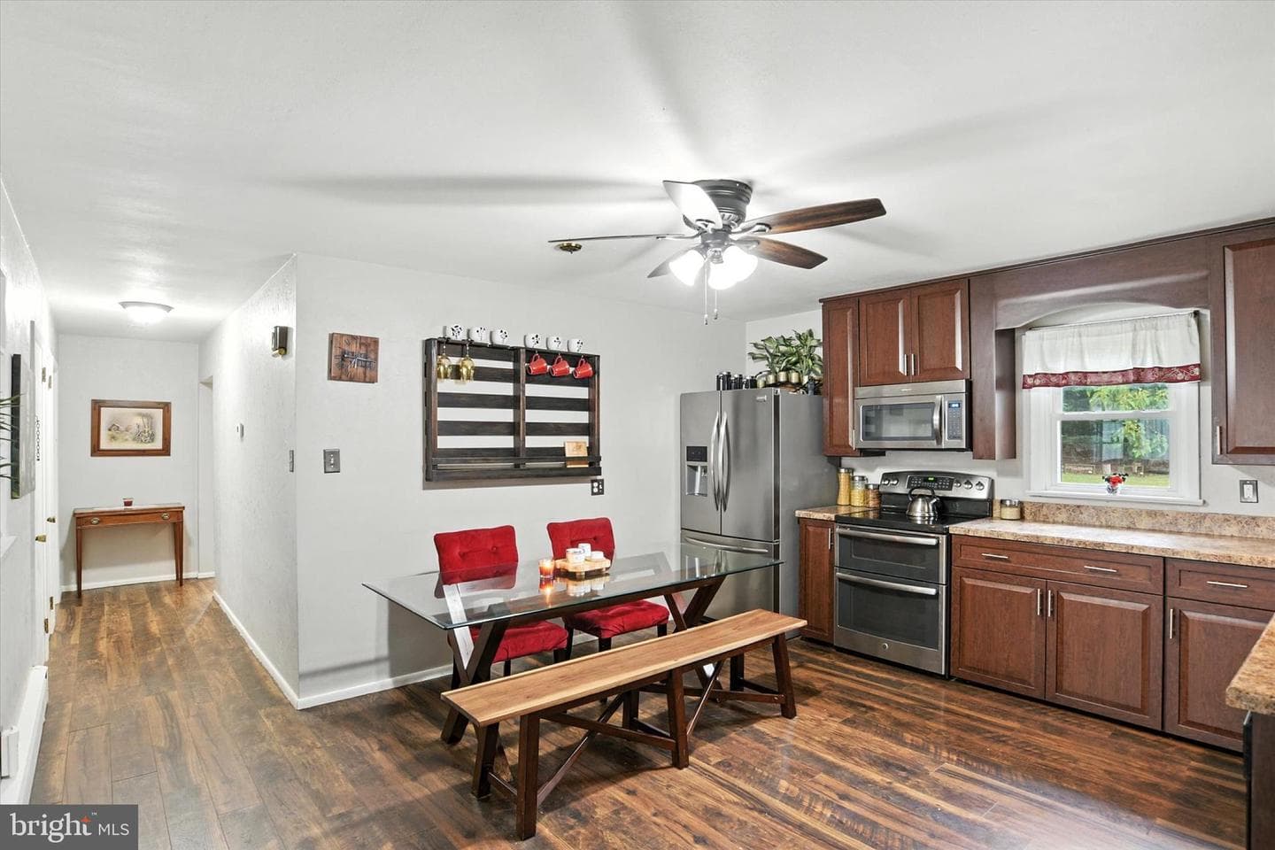 420 Oberlin Road photo 8