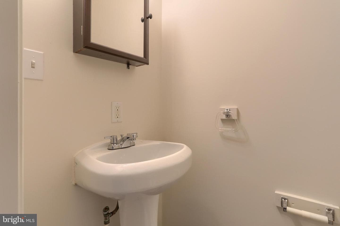 157 Ann Street photo 12