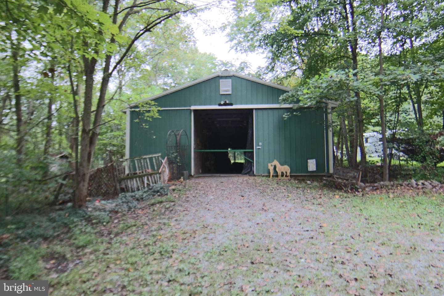 9706 Mountain Road photo 2