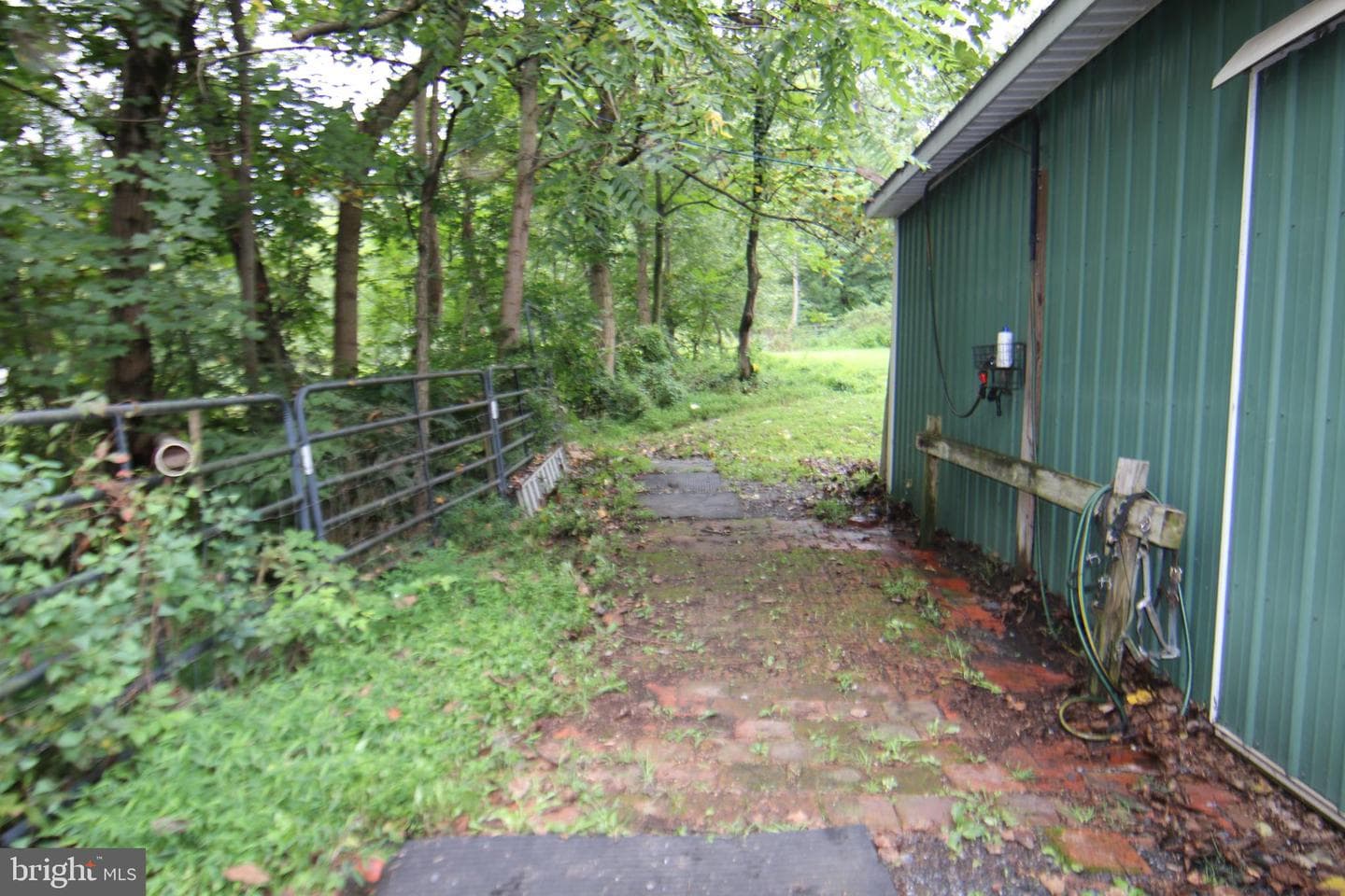 9706 Mountain Road photo 32