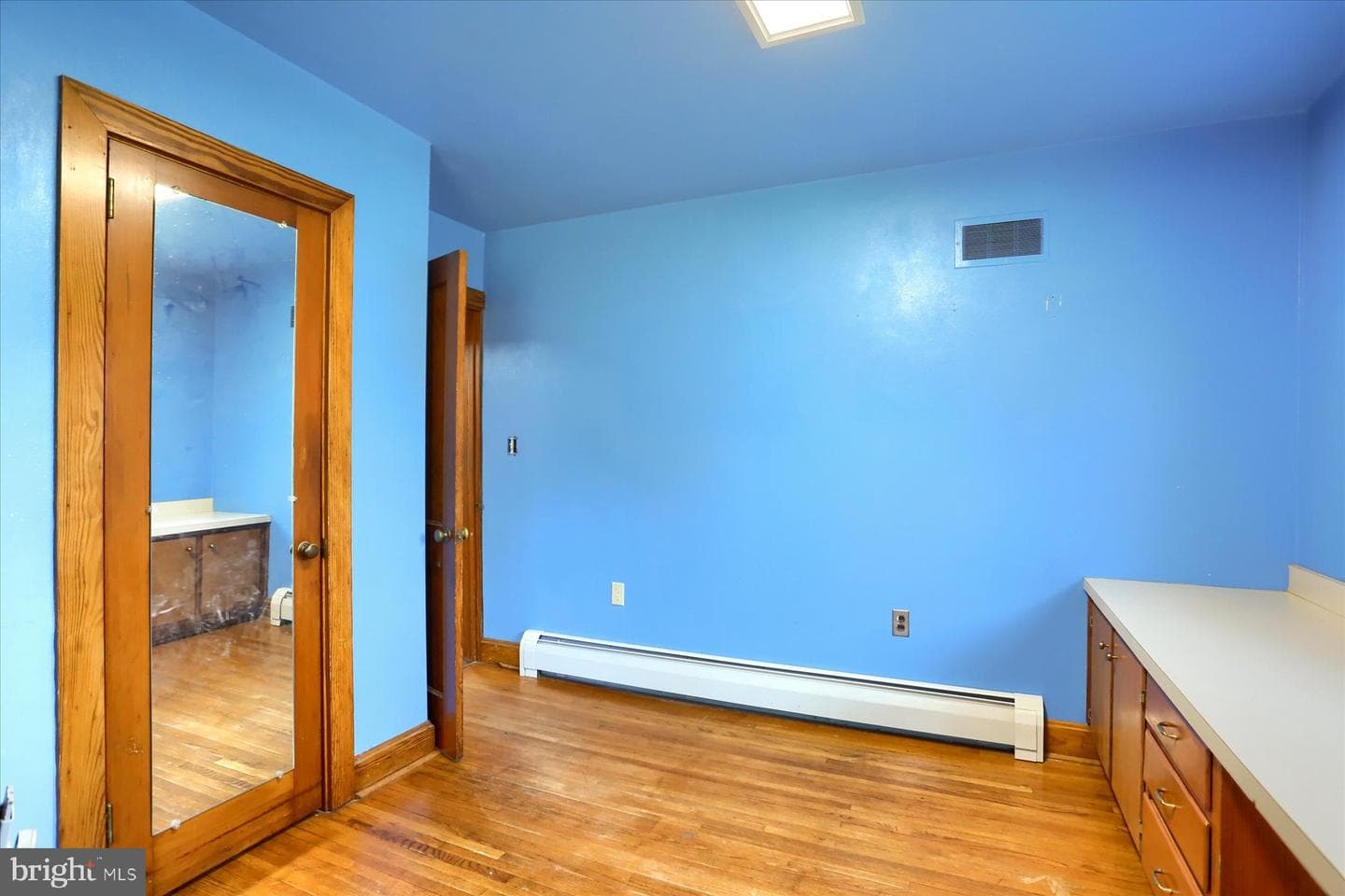 1175 N River Road photo 11