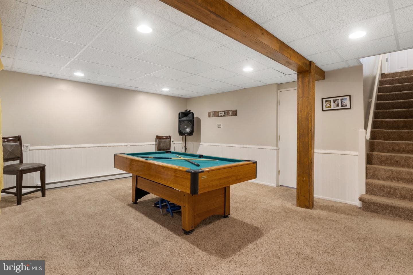 221 Russell Avenue photo 20