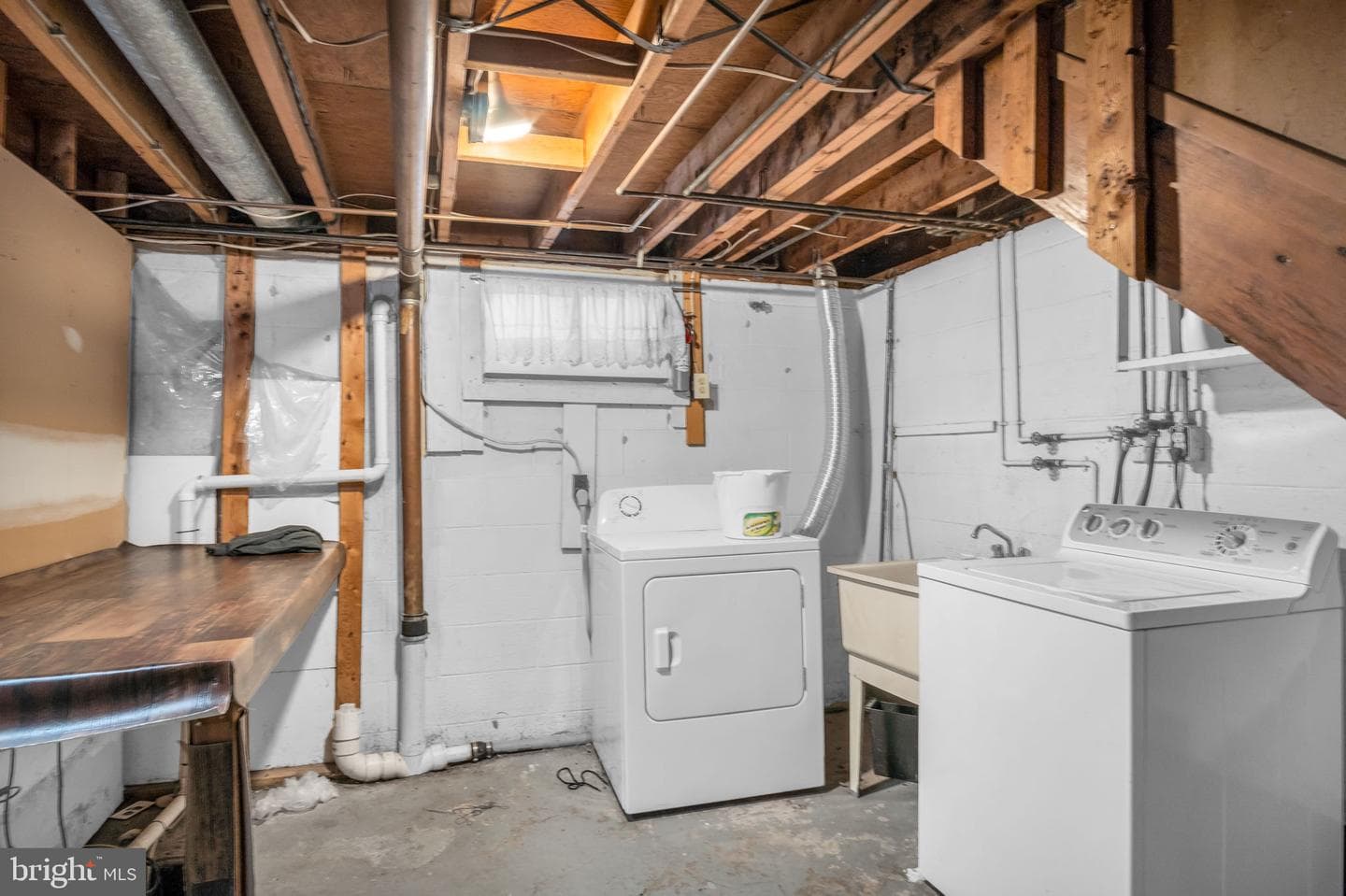 8190 Somerset photo 20