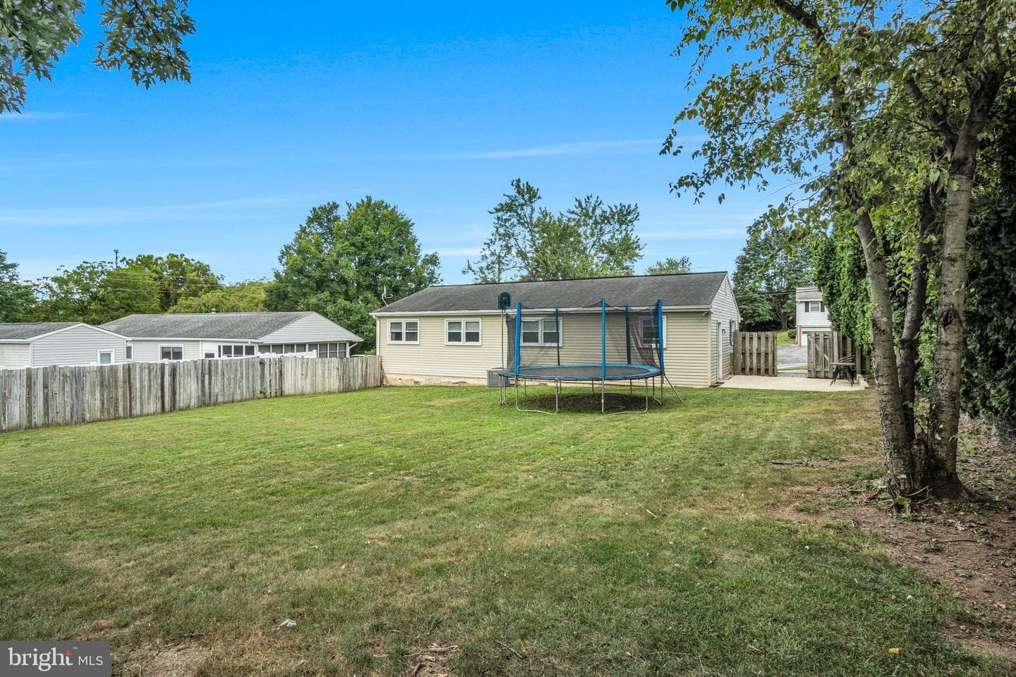 8190 Somerset photo 24