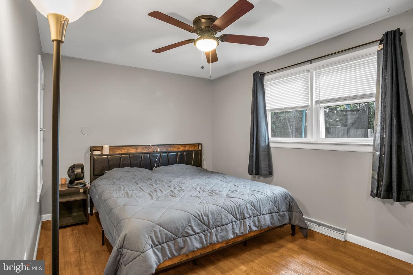 8190 Somerset photo 3