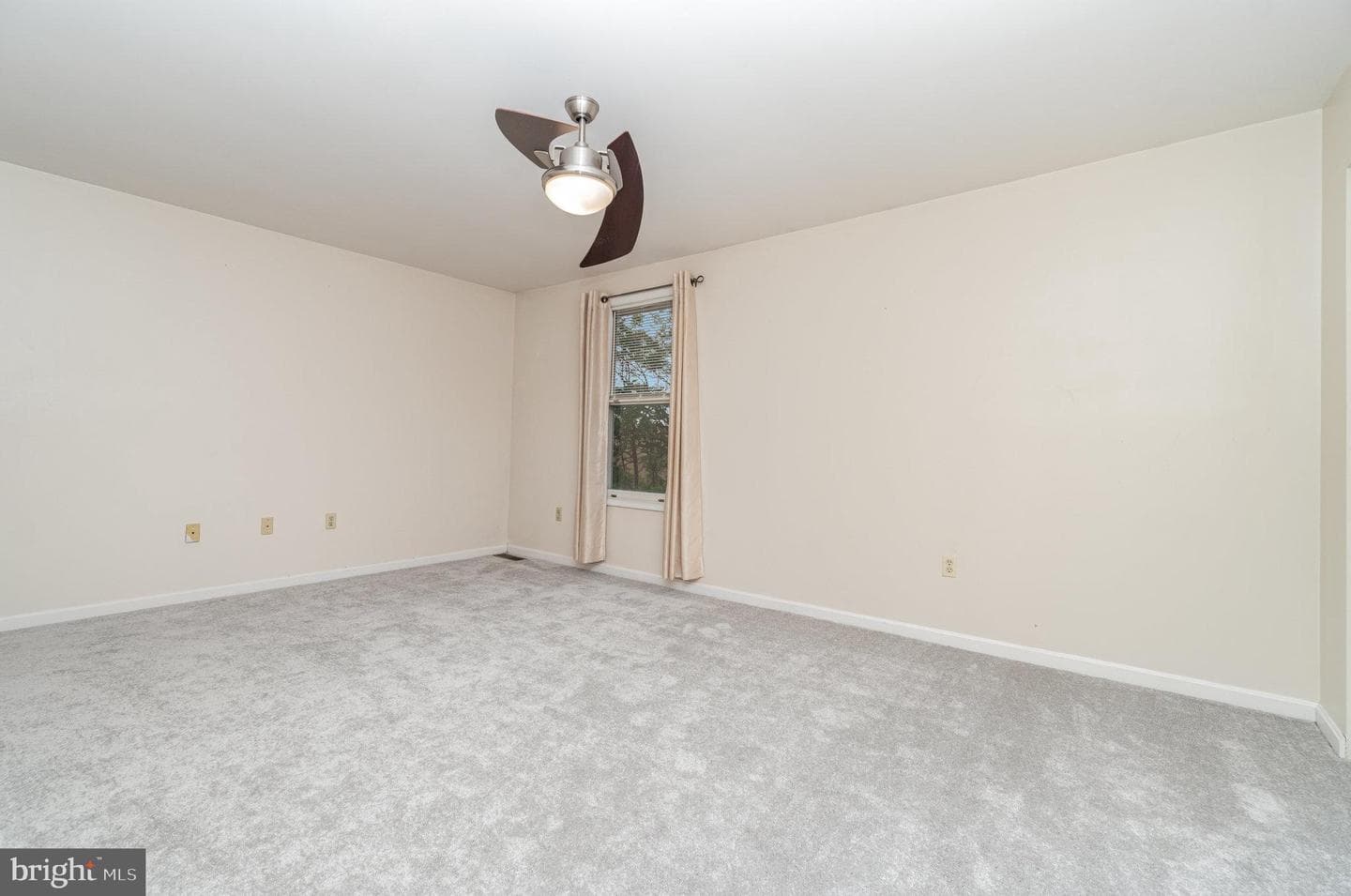 191 Chartwood Drive photo 12