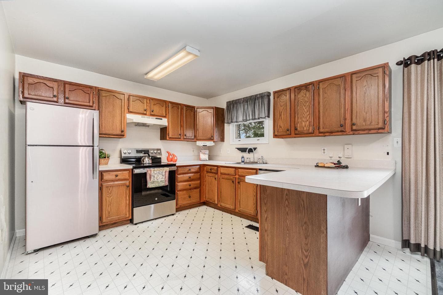 191 Chartwood Drive photo 4