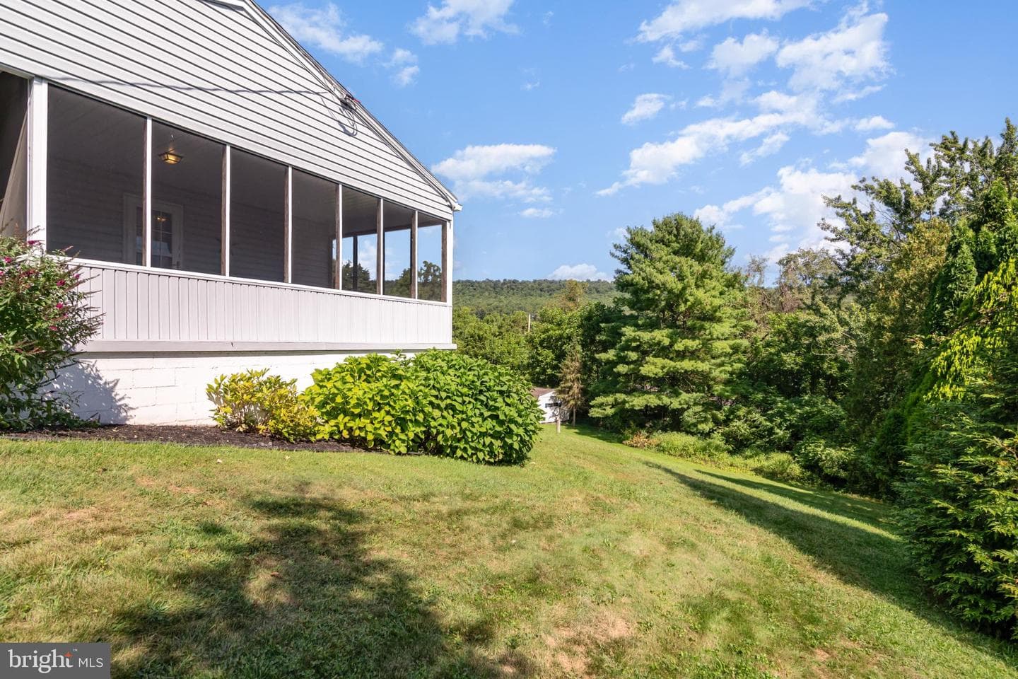 424 Vesta Drive photo 29