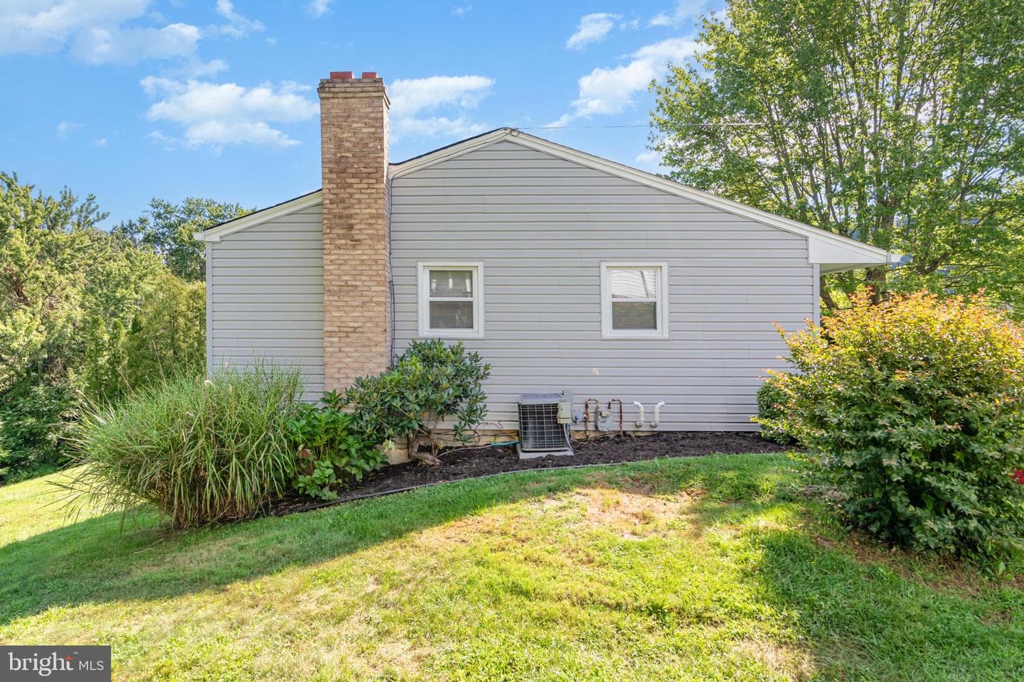 424 Vesta Drive photo 35