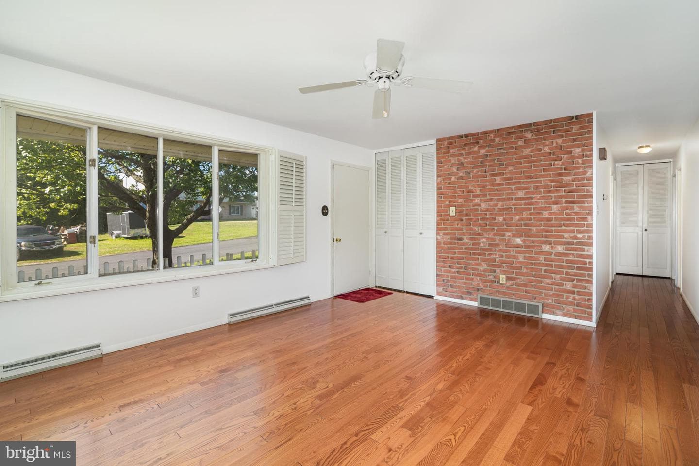 424 Vesta Drive photo 8