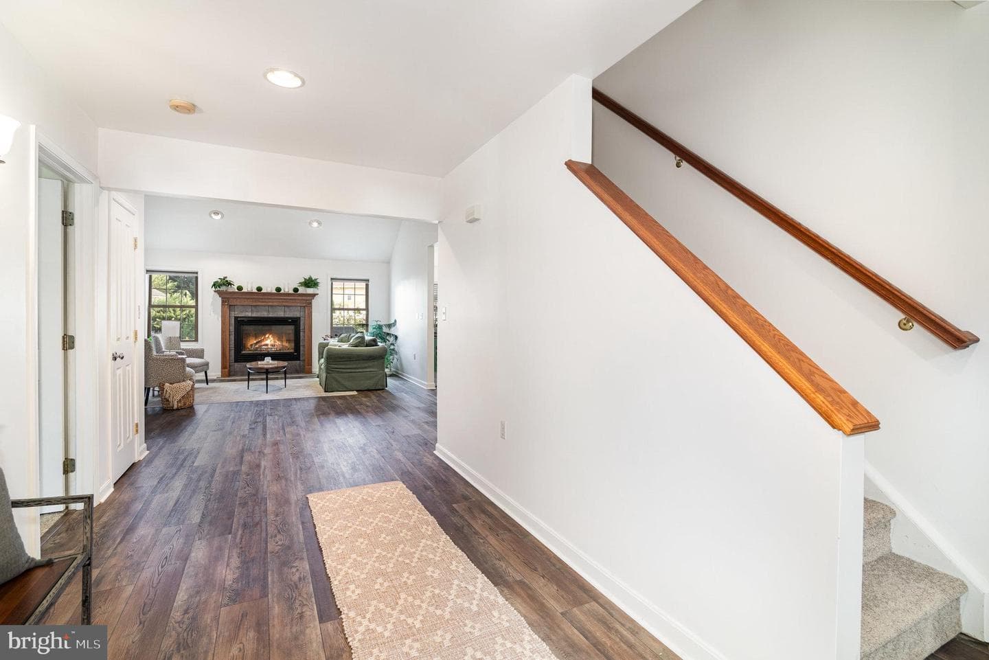 128 S Walnut Street photo 3