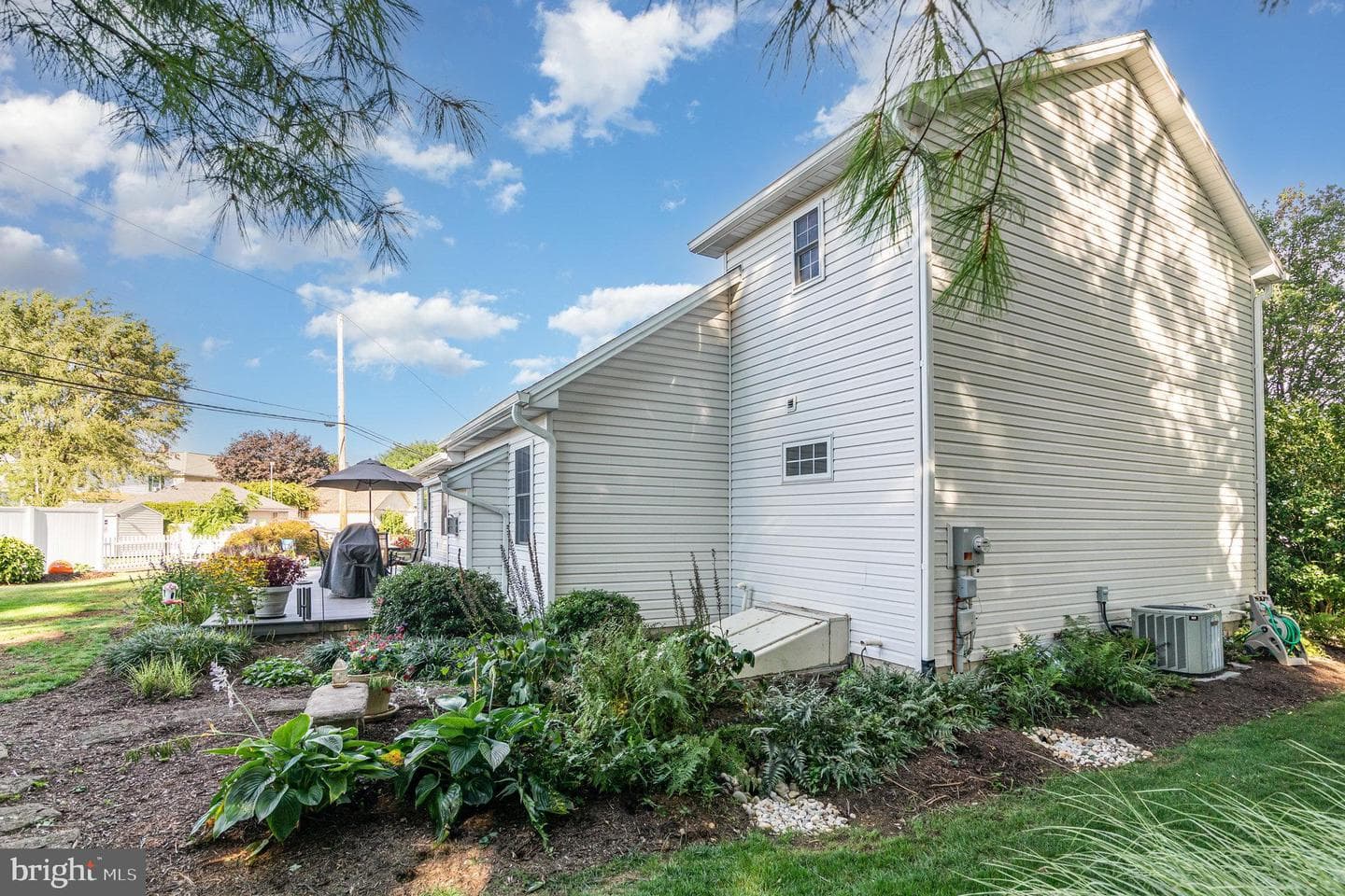 128 S Walnut Street photo 35
