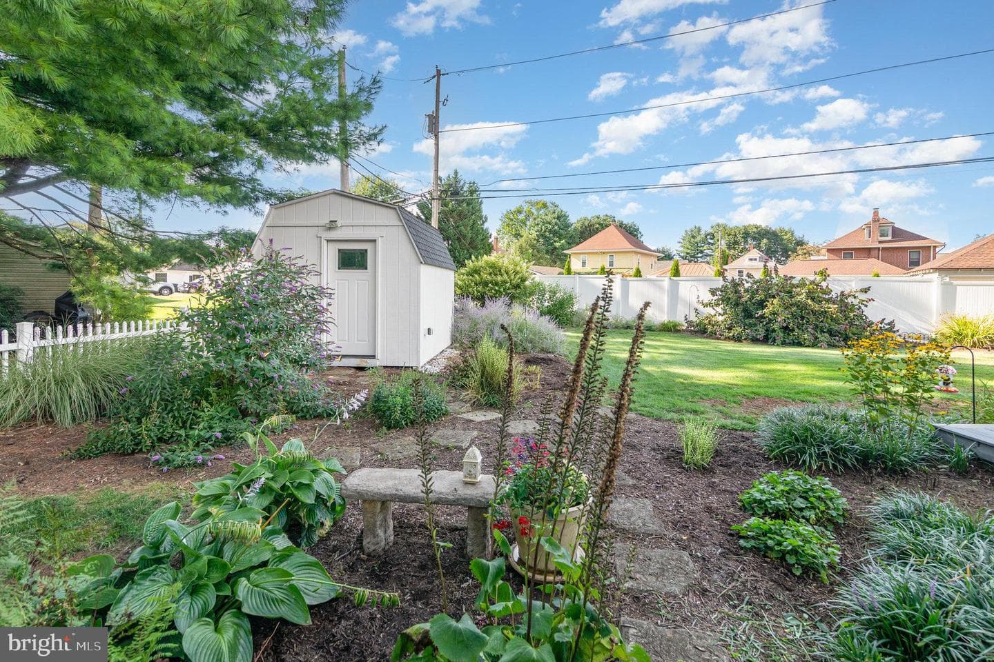 128 S Walnut Street photo 38