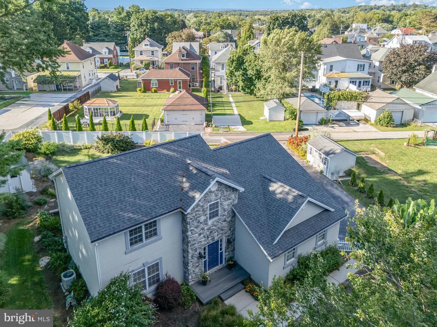 128 S Walnut Street photo 43