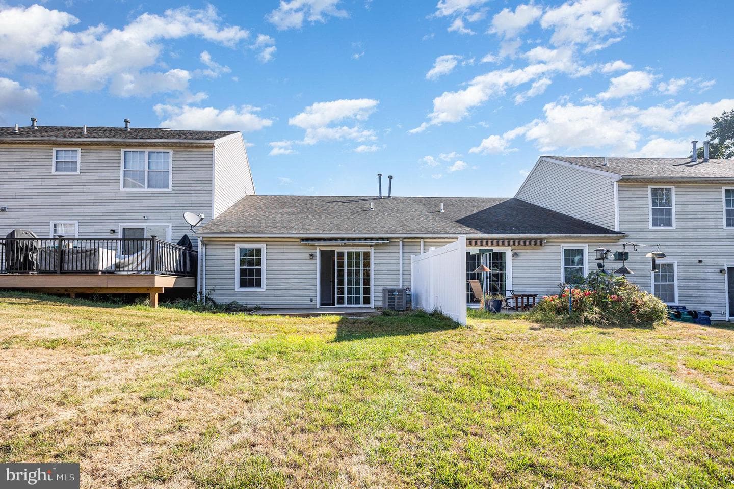 1542 Spring Knoll Court photo 15