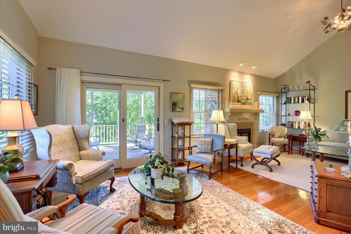 1300 Mountain Laurel Cir photo 21