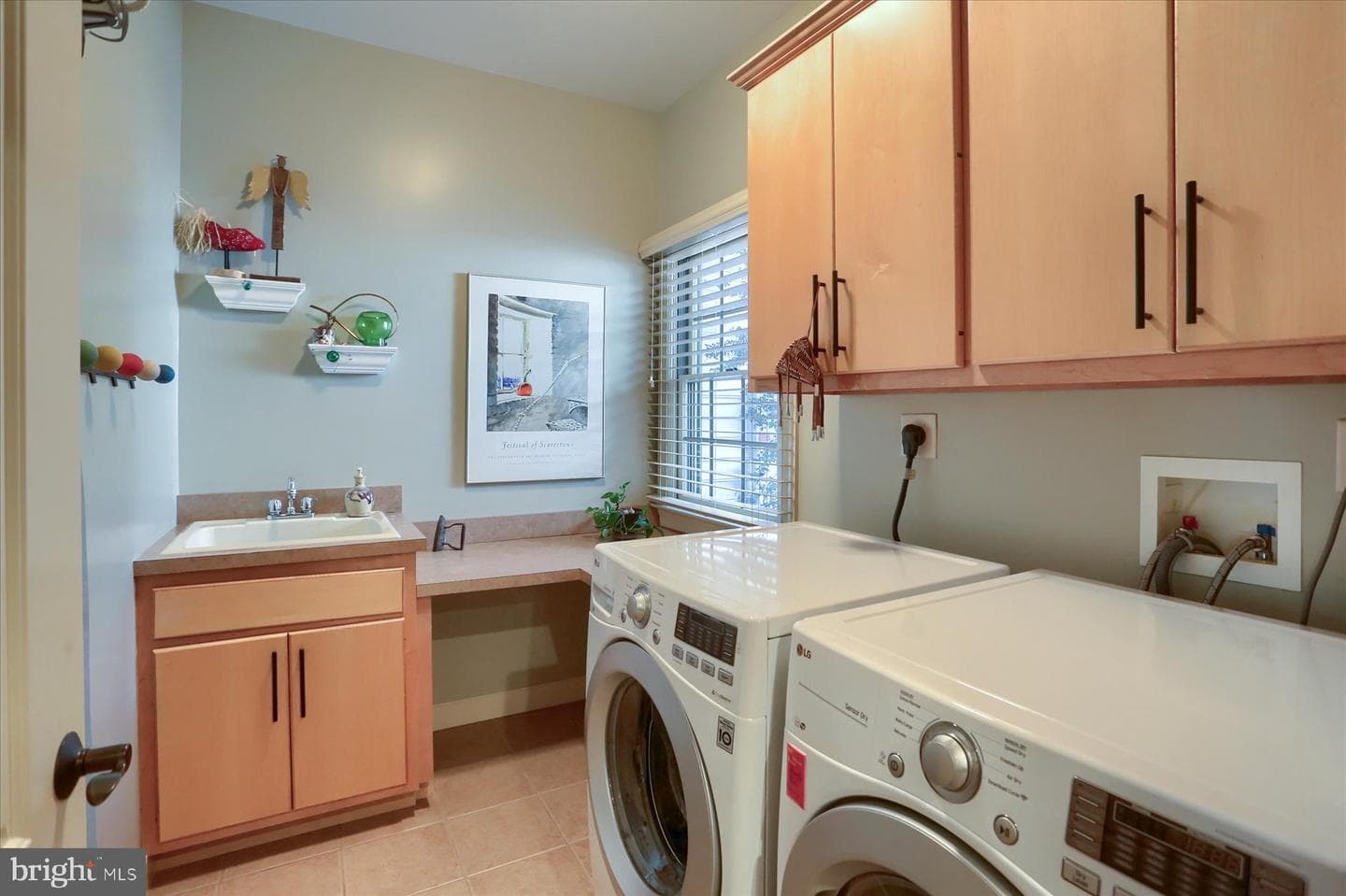 1300 Mountain Laurel Cir photo 35