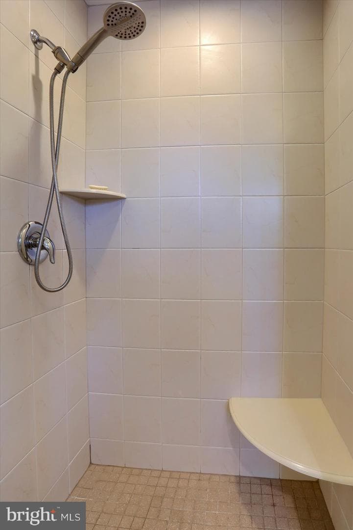 1300 Mountain Laurel Cir photo 43
