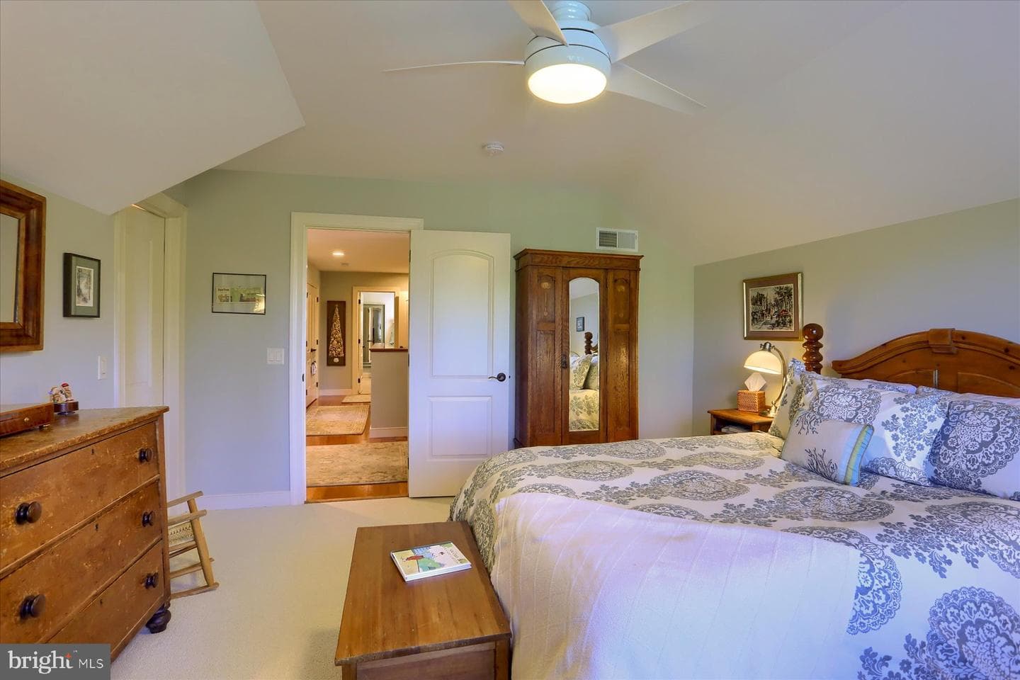 1300 Mountain Laurel Cir photo 46