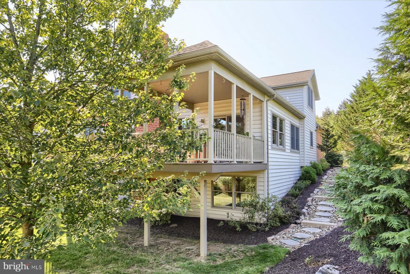 1300 Mountain Laurel Cir photo 61
