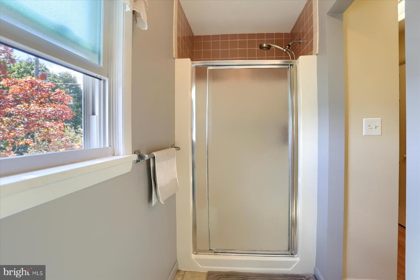 570 Chambers Street photo 32