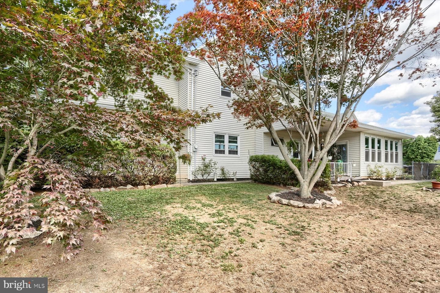 570 Chambers Street photo 42