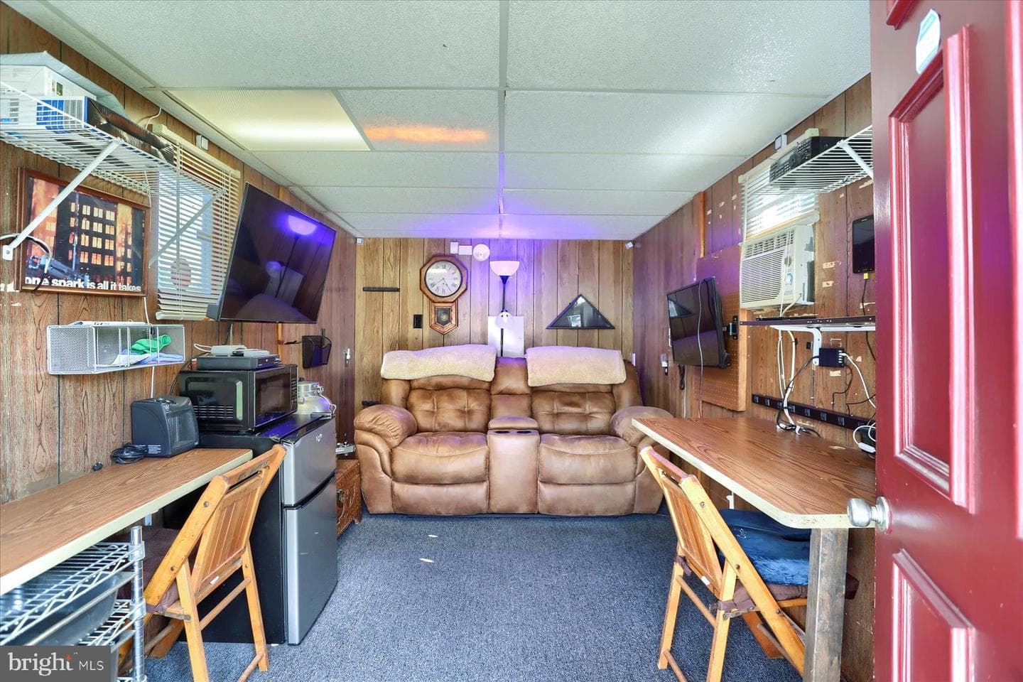 570 Chambers Street photo 46