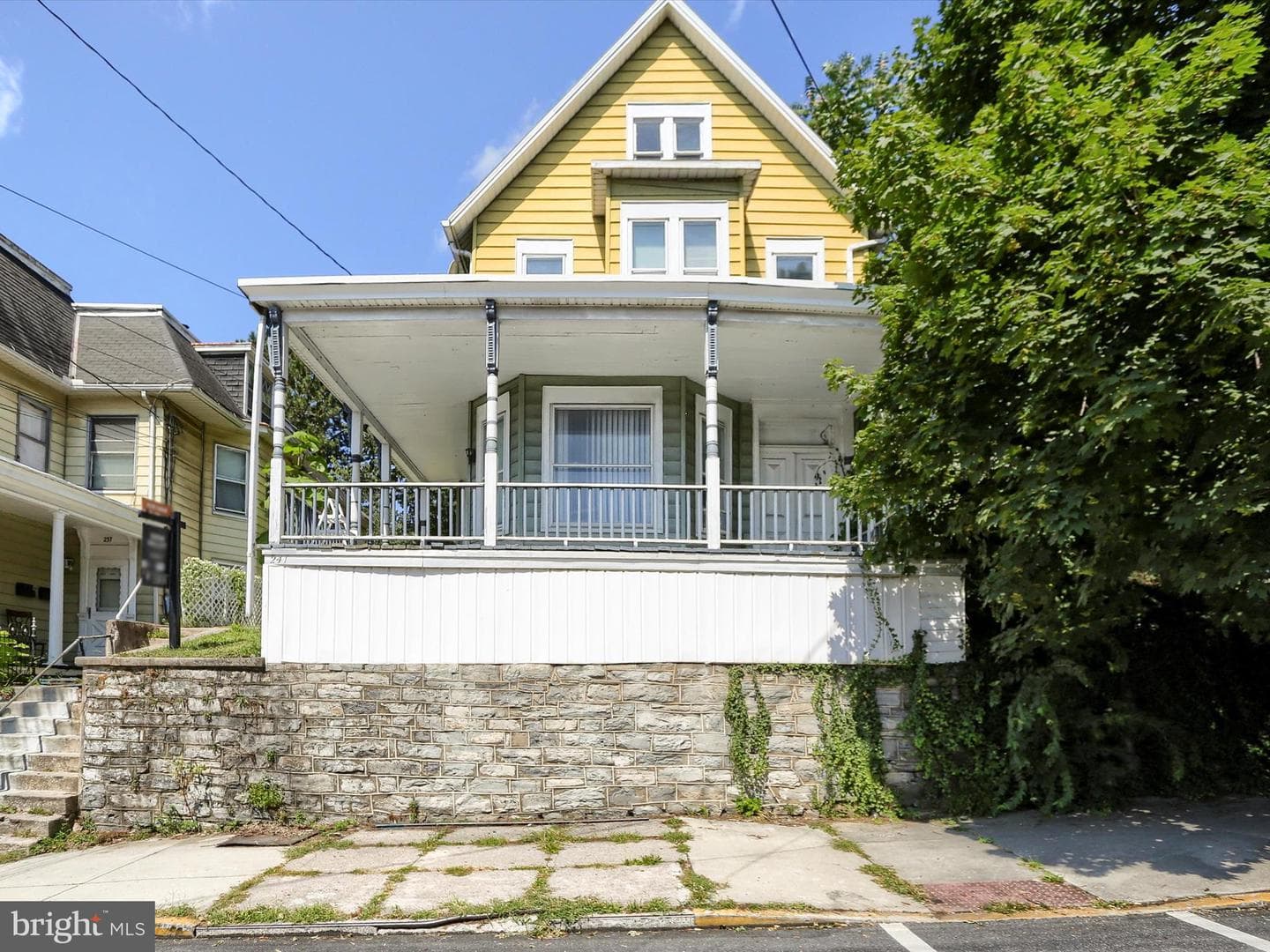 241 Pine Street