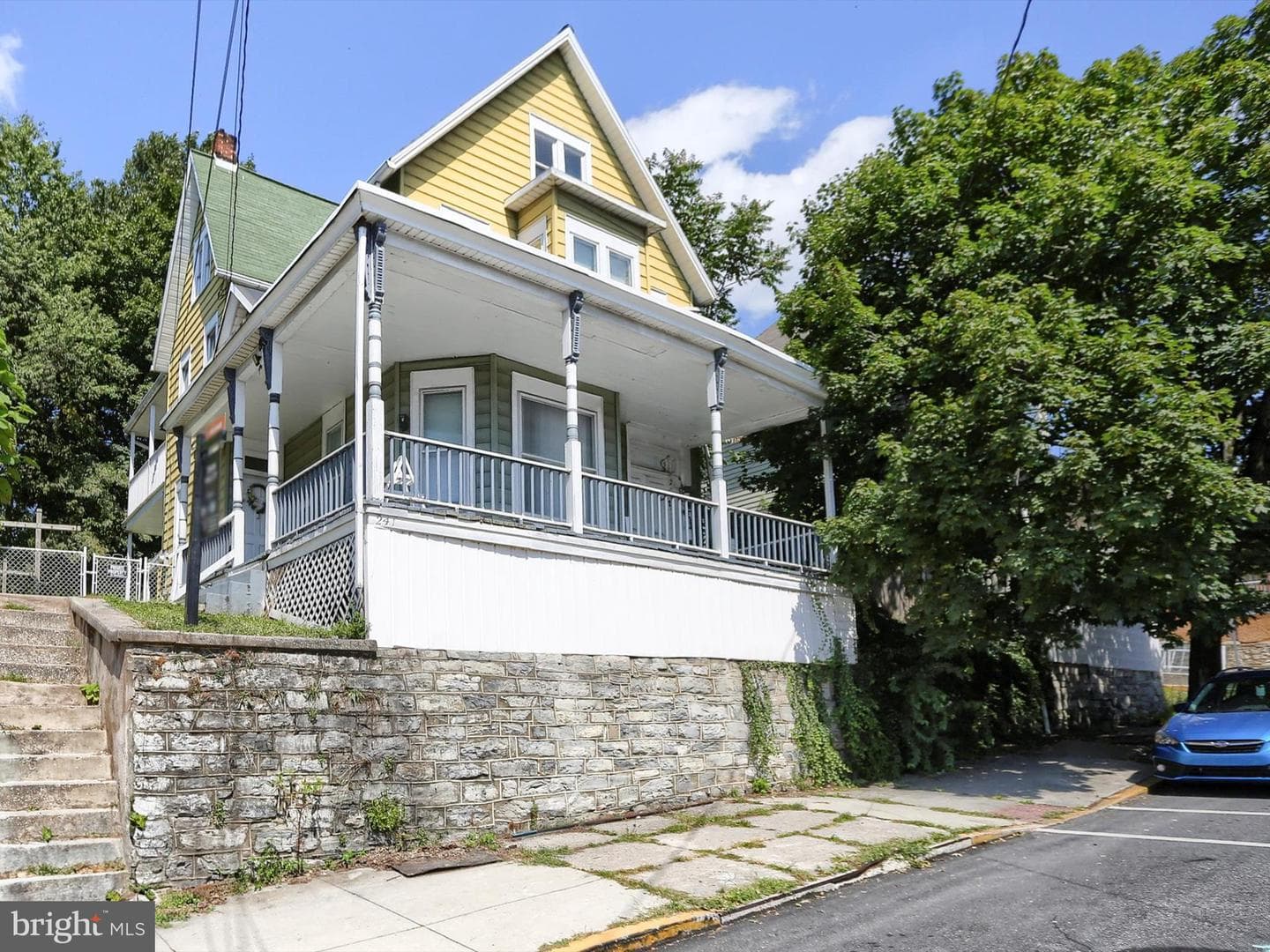 241 Pine Street photo 2
