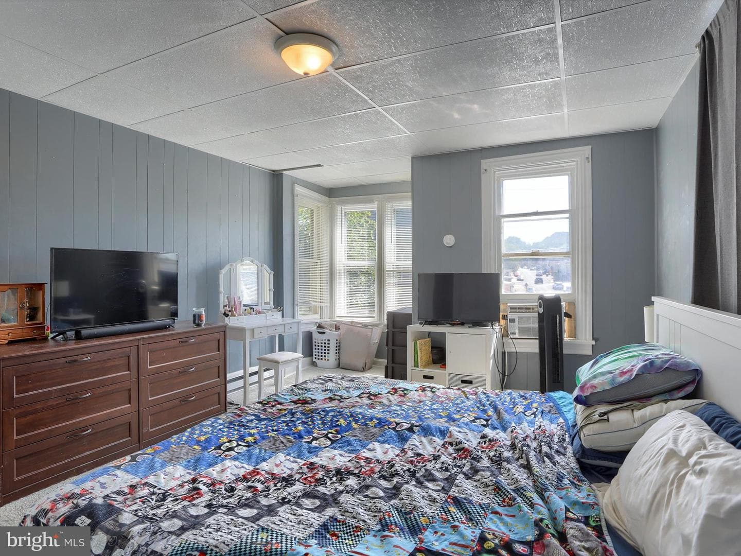241 Pine Street photo 24