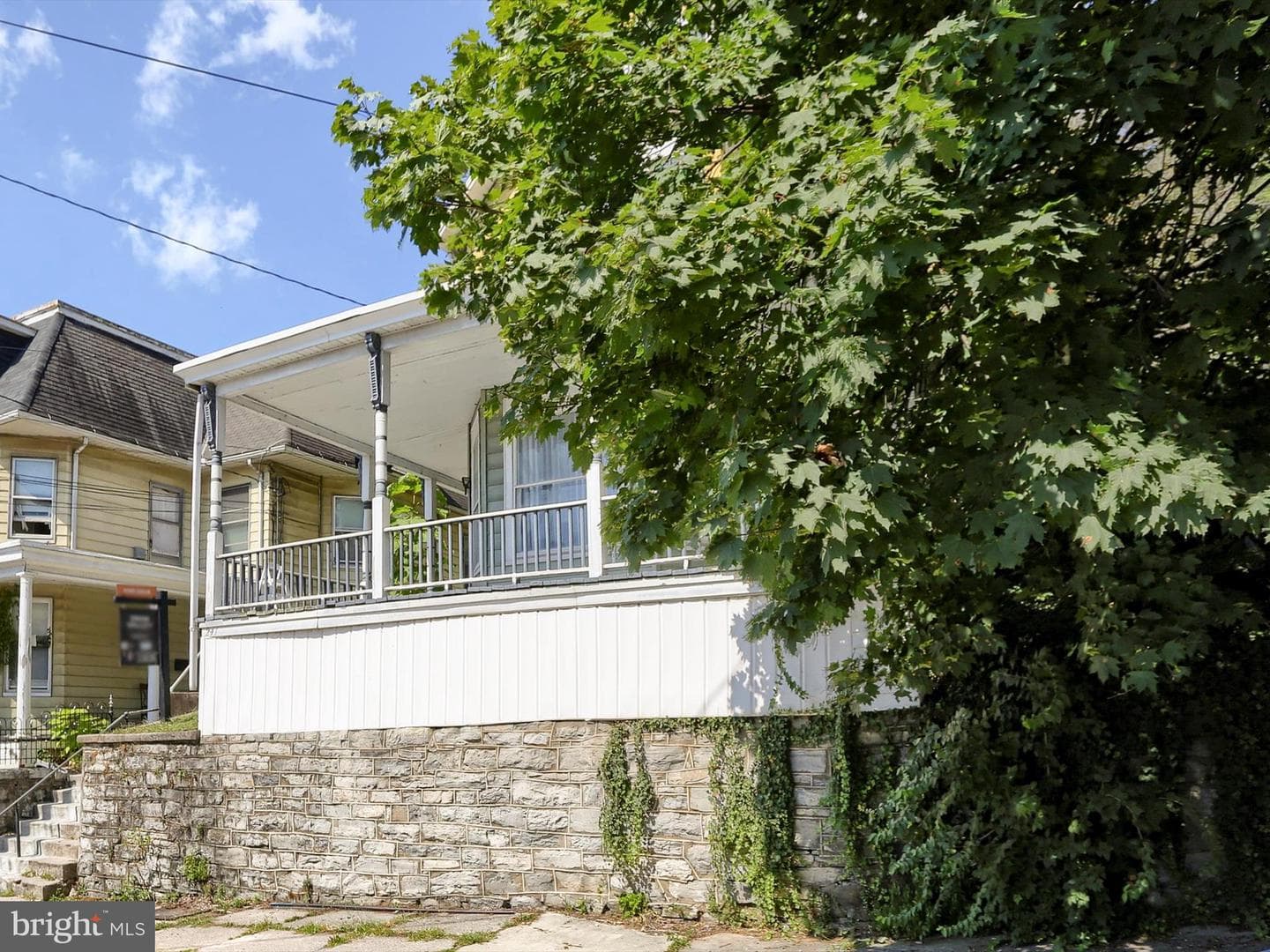 241 Pine Street photo 3