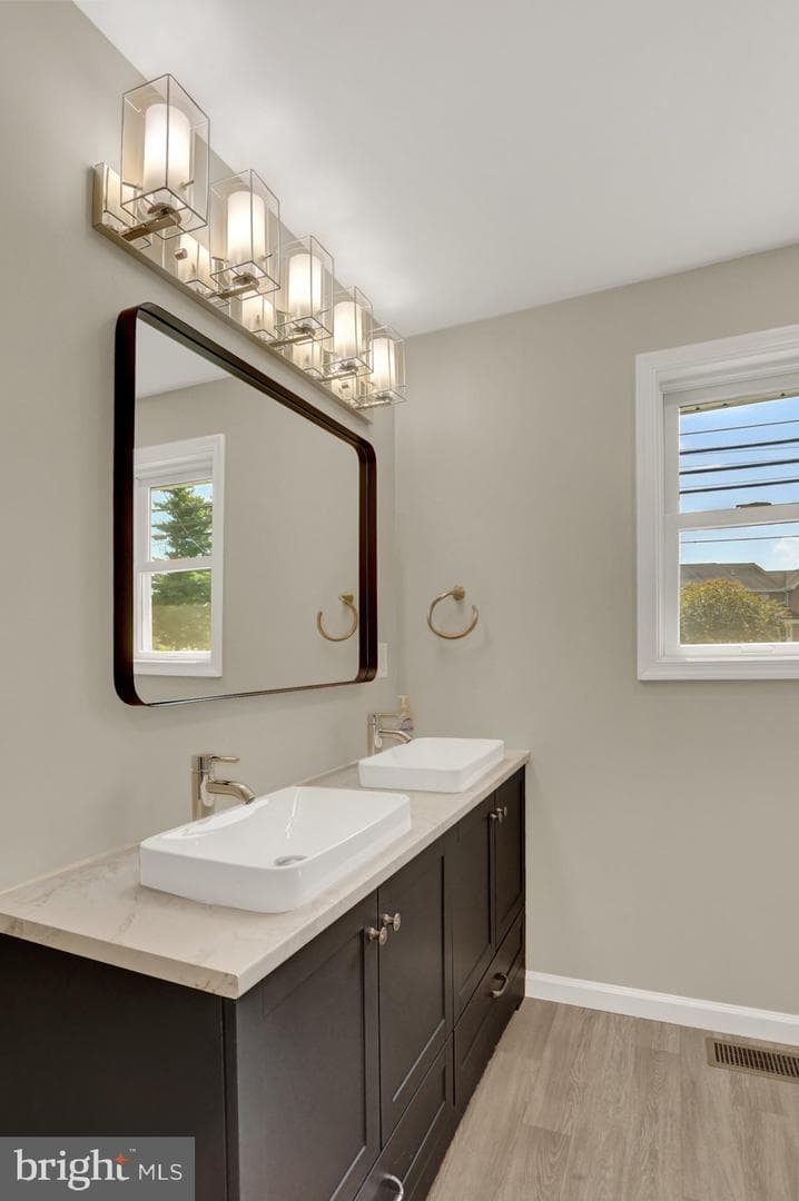 5436 Union Deposit Road photo 11