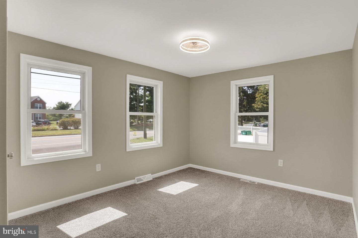 5436 Union Deposit Road photo 12