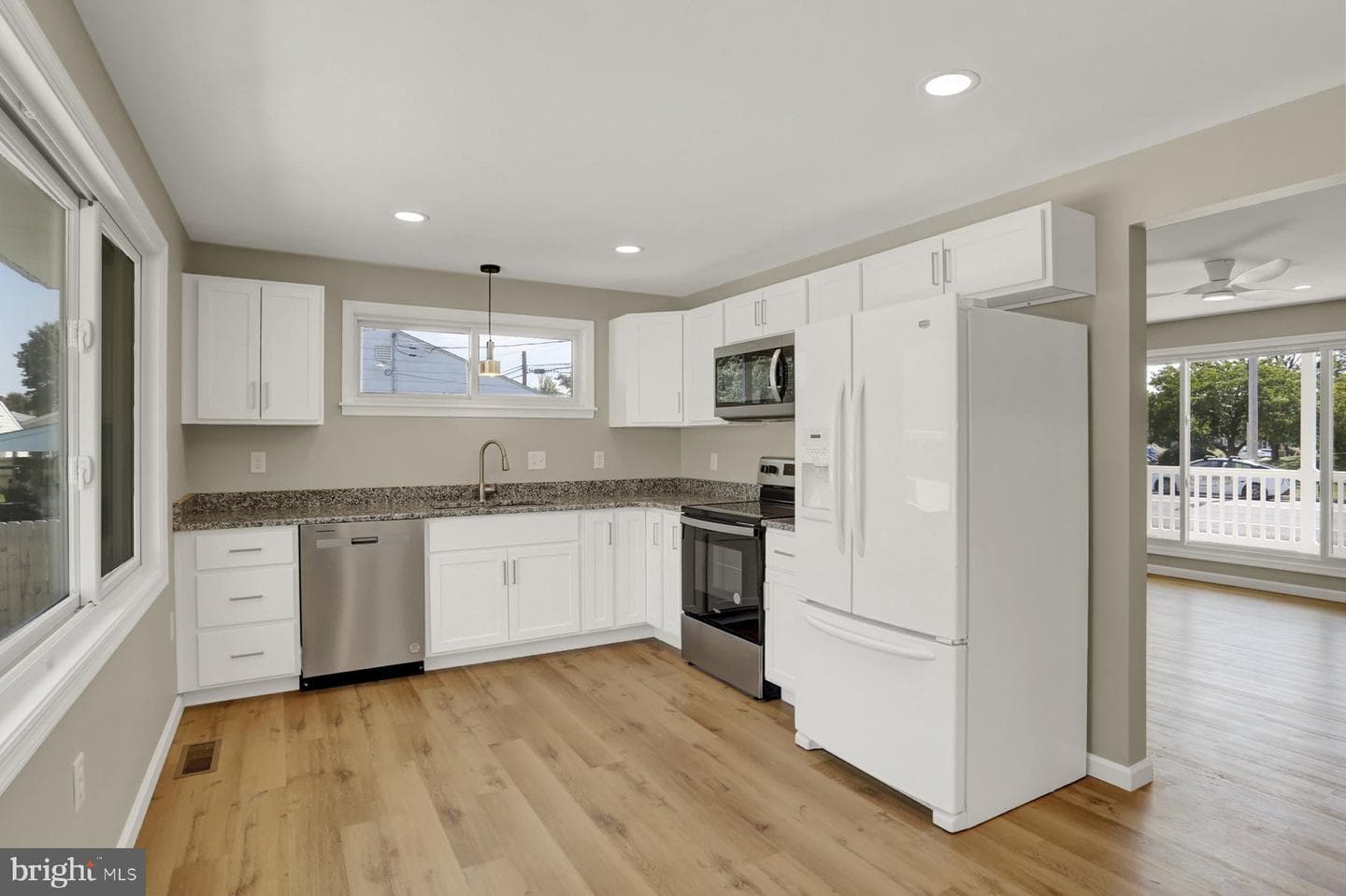 5436 Union Deposit Road photo 17