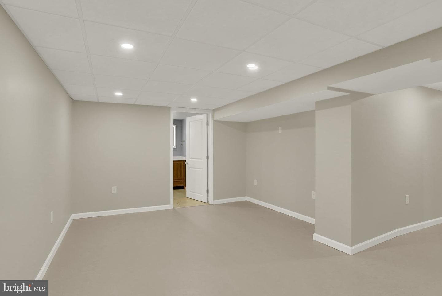 5436 Union Deposit Road photo 24