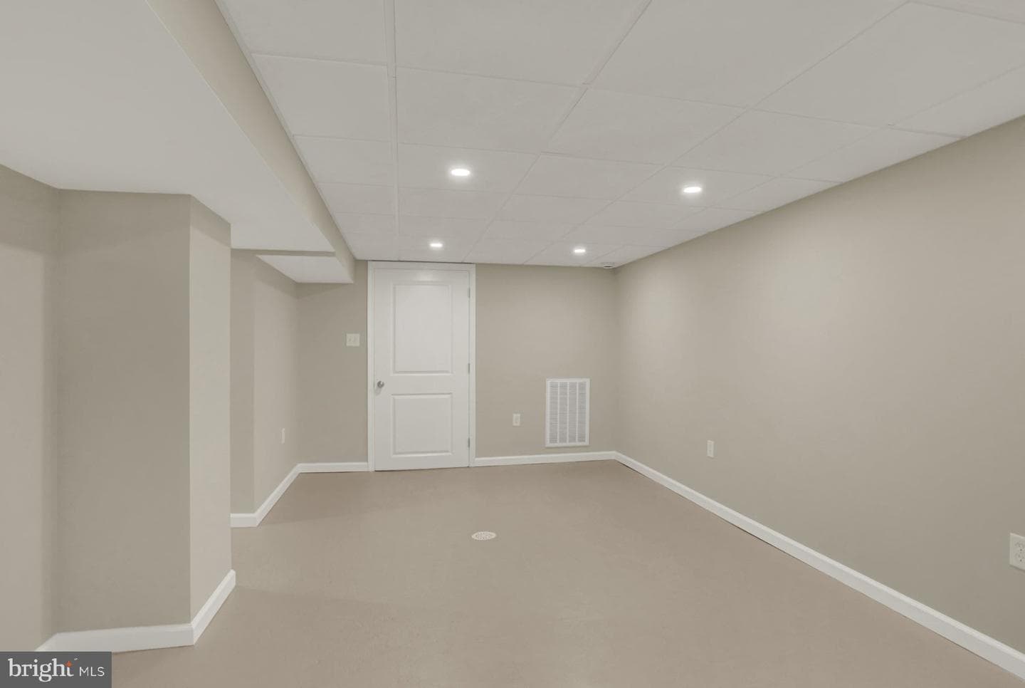 5436 Union Deposit Road photo 25