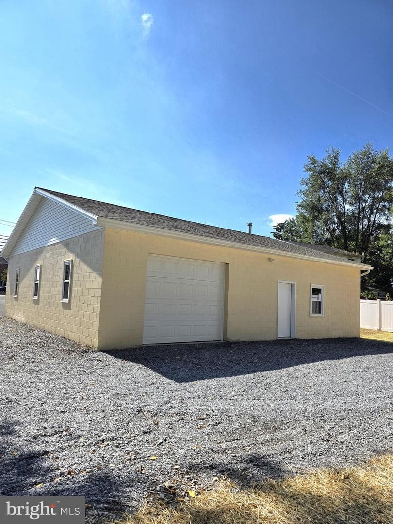 5436 Union Deposit Road photo 40