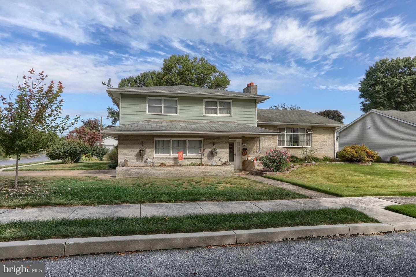 81 Locust Avenue