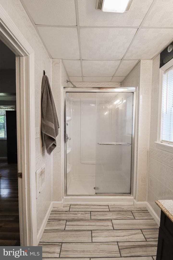 1213 W Market Street photo 17