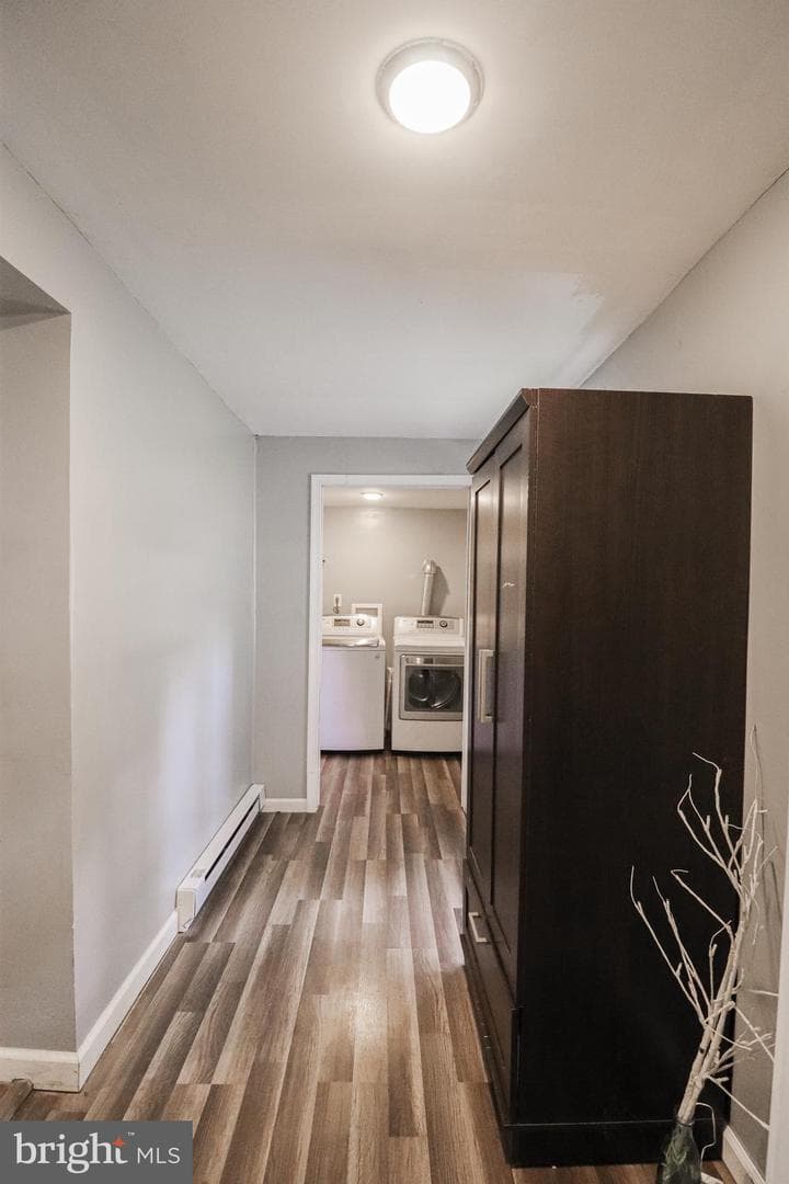 1213 W Market Street photo 18