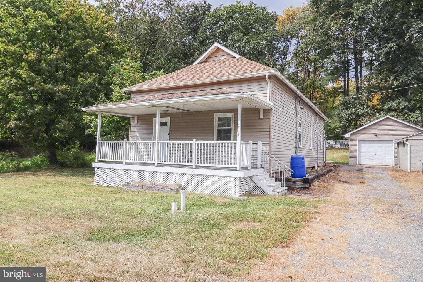 1213 W Market Street photo 2