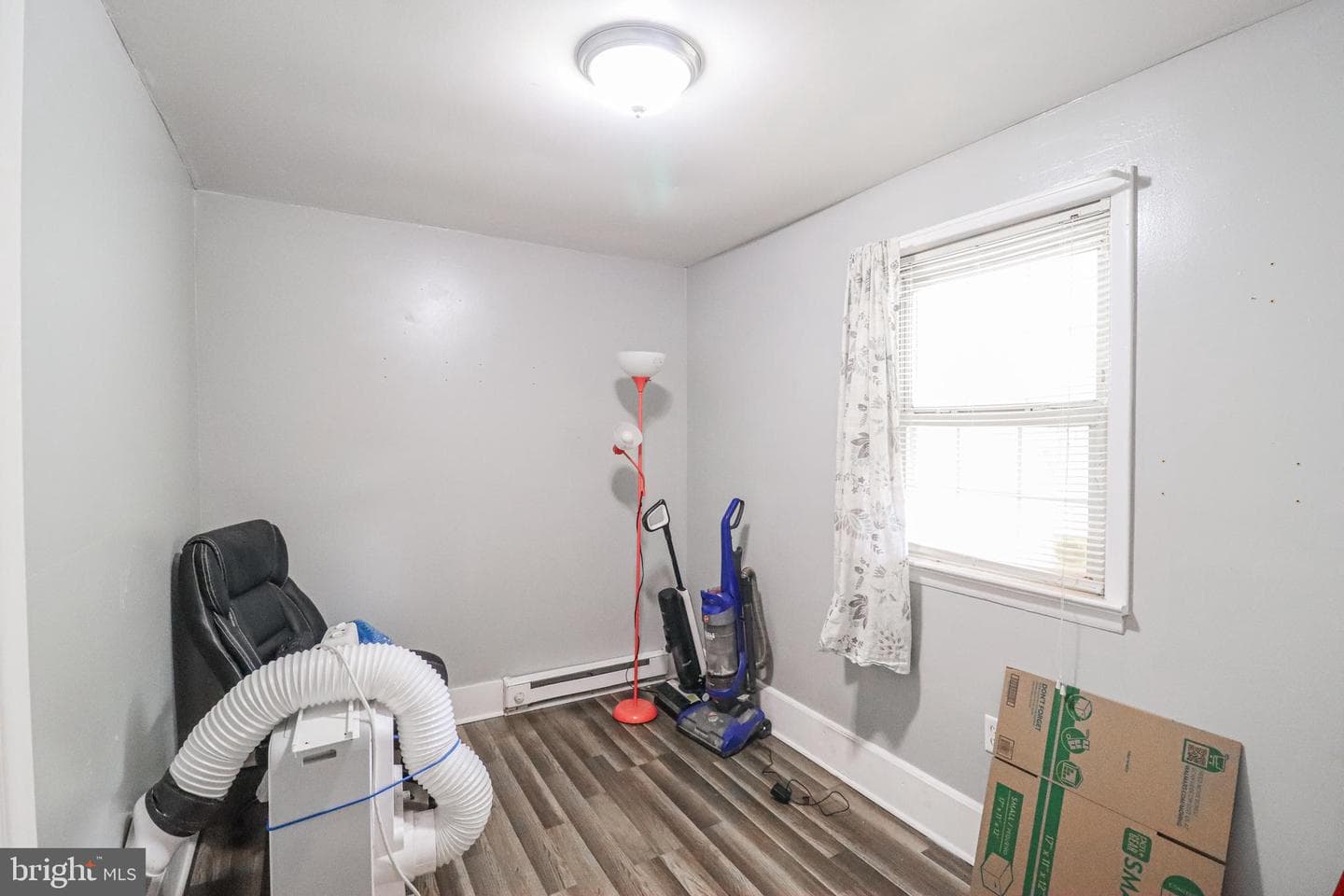 1213 W Market Street photo 7