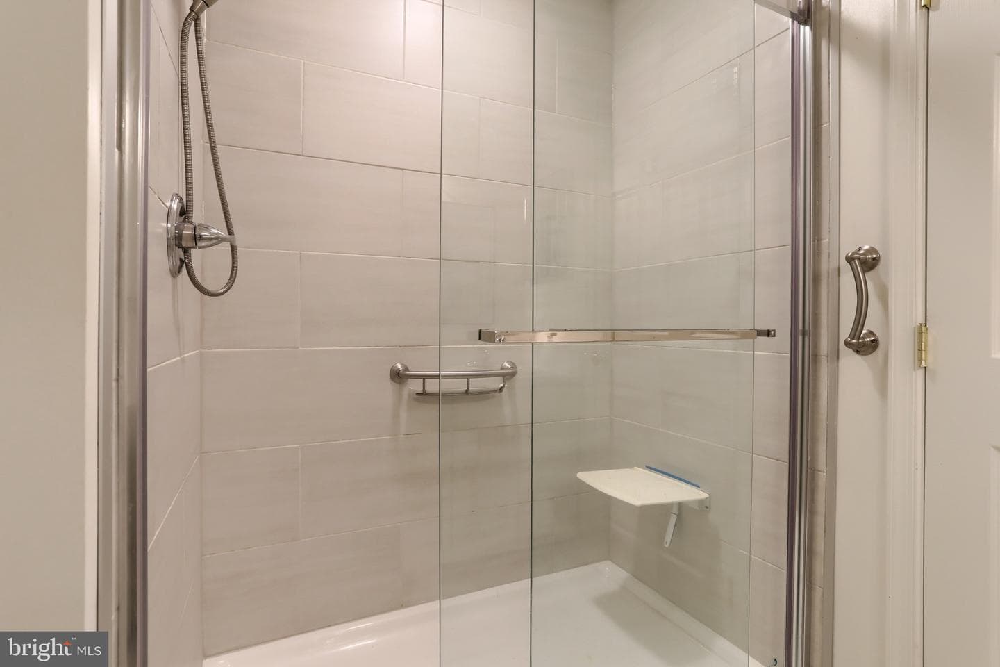 101 Merlin Drive photo 29