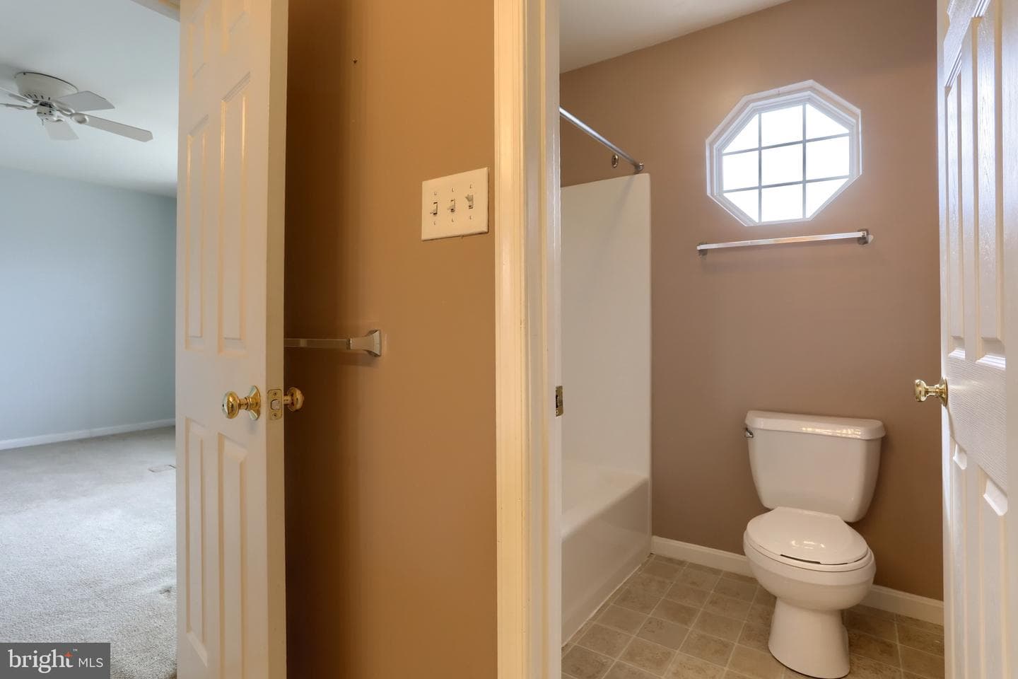 101 Merlin Drive photo 38