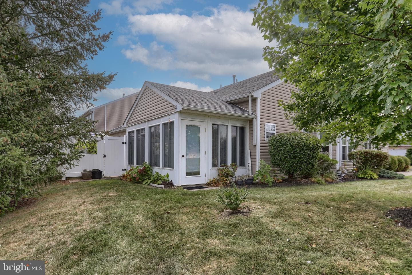 101 Merlin Drive photo 43