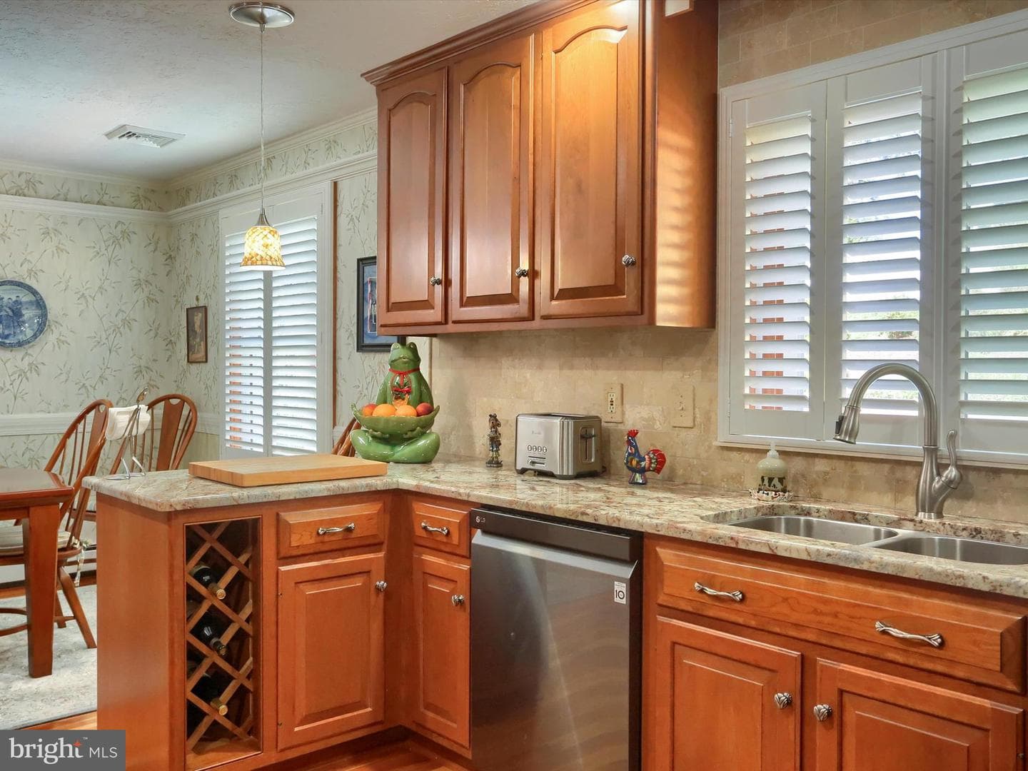 4102 Crestview Road photo 17