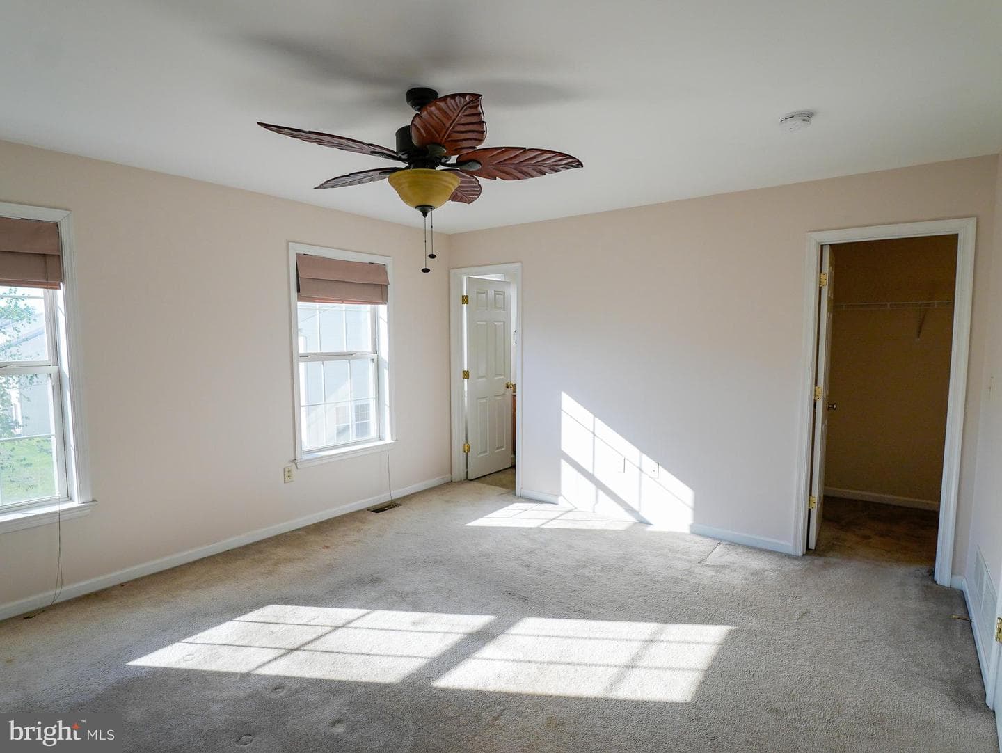 160 Mapleton Drive photo 15