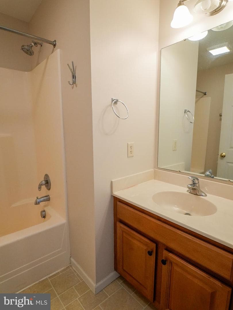 160 Mapleton Drive photo 20