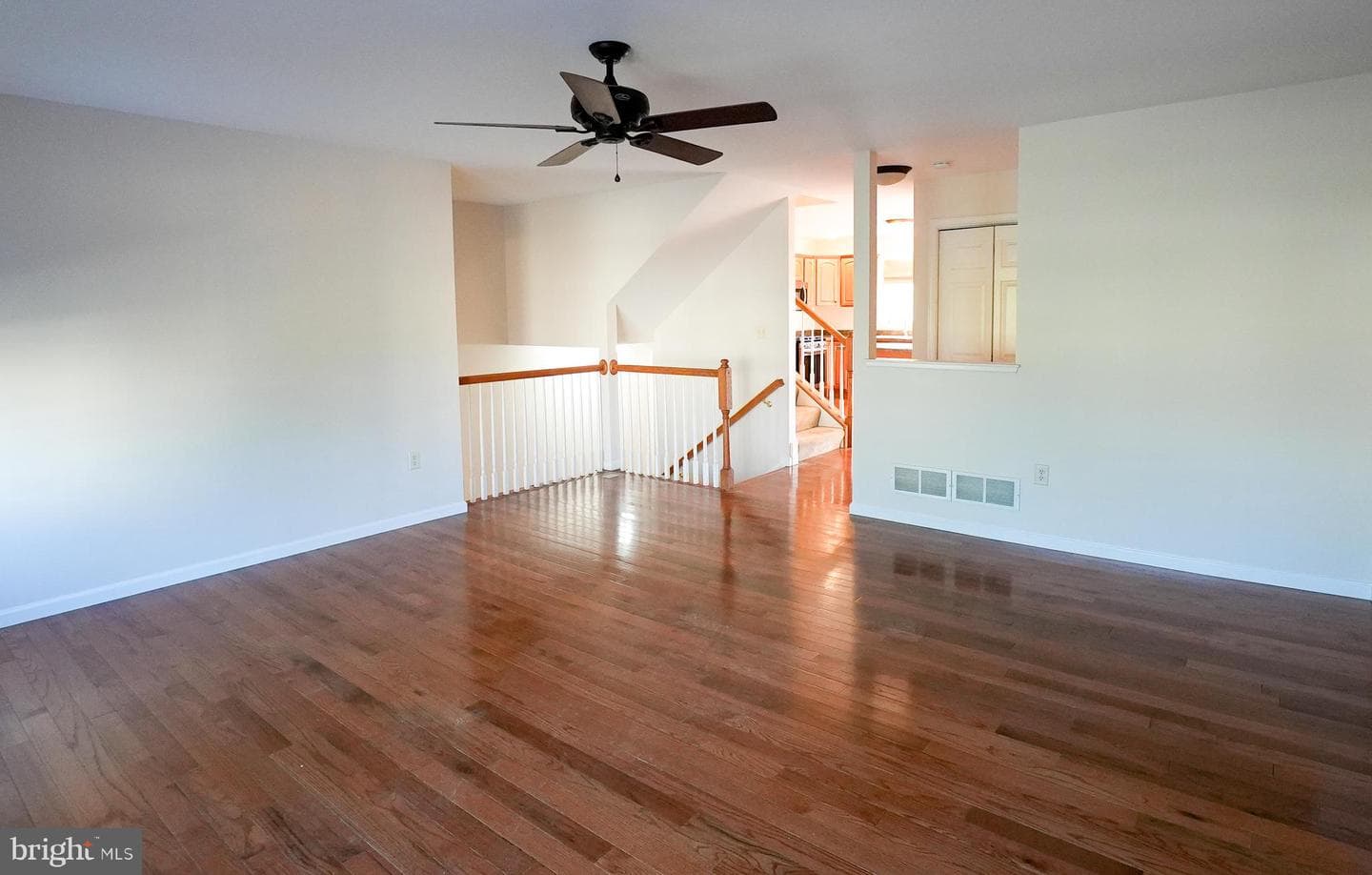 160 Mapleton Drive photo 30