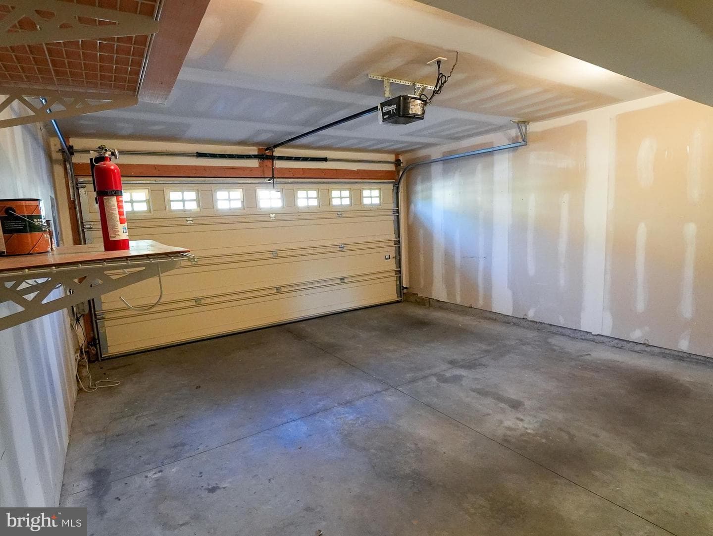 160 Mapleton Drive photo 36